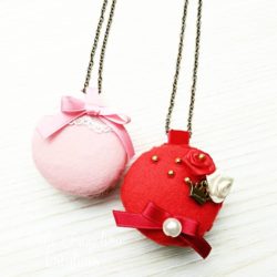 Macarons felt necklace